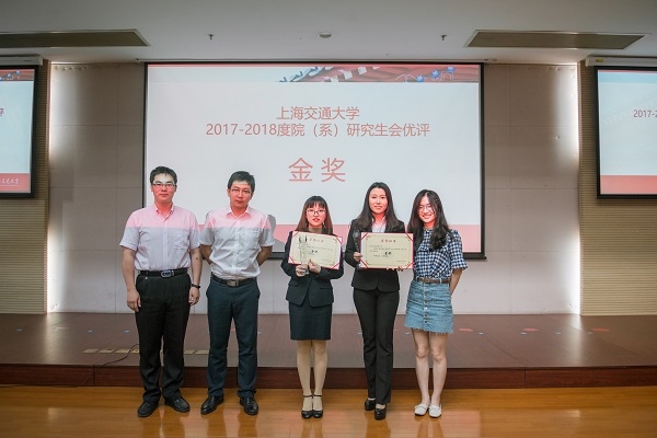 1529653810623960.jpg 2.jpg