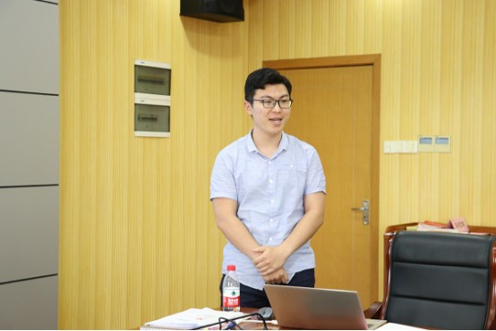 1561001320891102.png 麻豆社
春季学期基层党建工作研讨会暨第四次党支部书记例会召开647.png